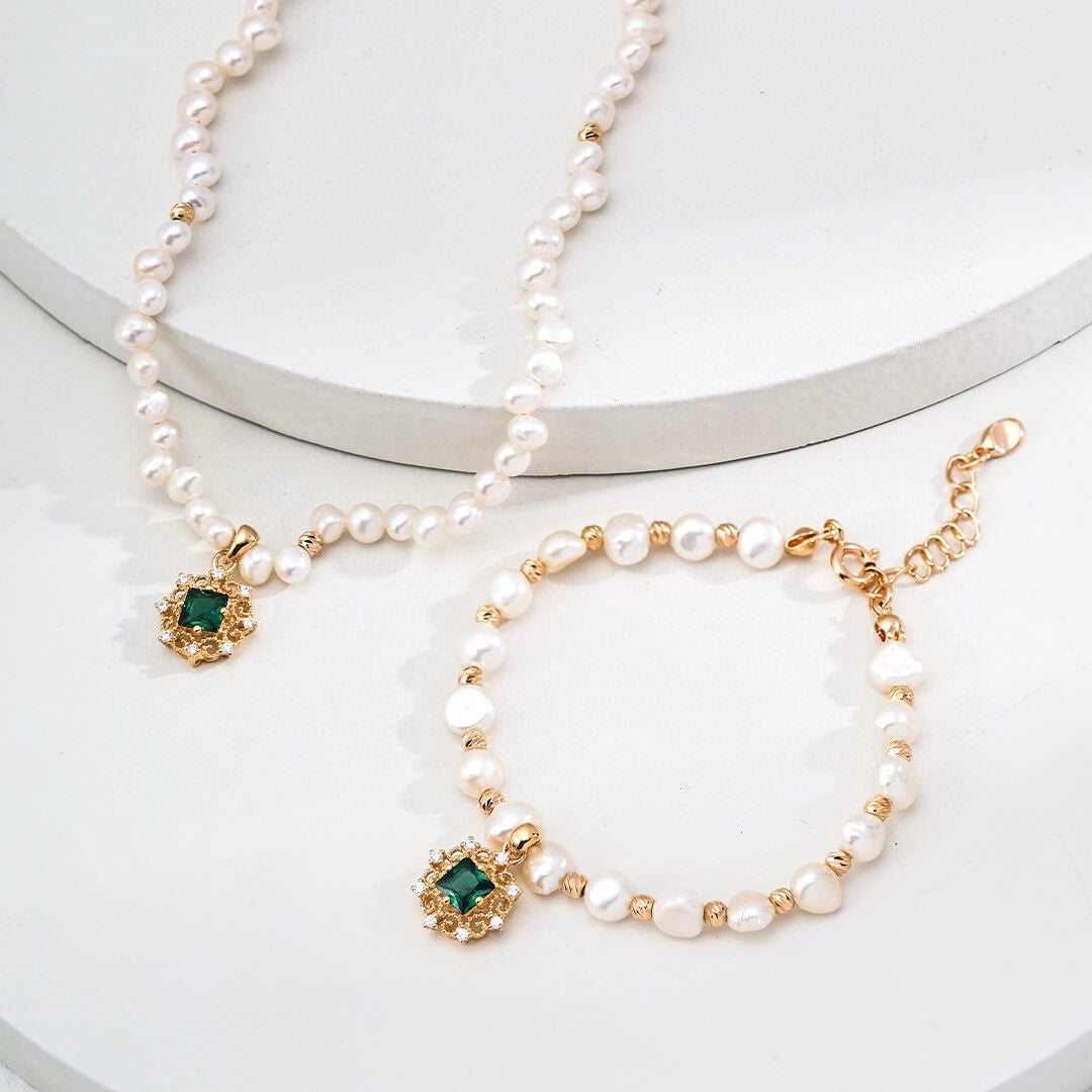 Emerald Pearl Jewelry Set