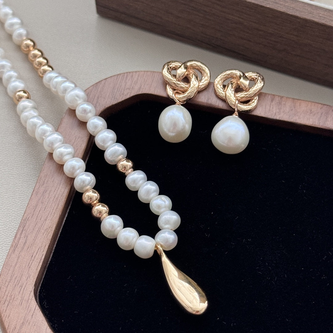 Teardrop Pearl Necklace | S925 Sterling Silver, Natural Pearls, Vintage Gold