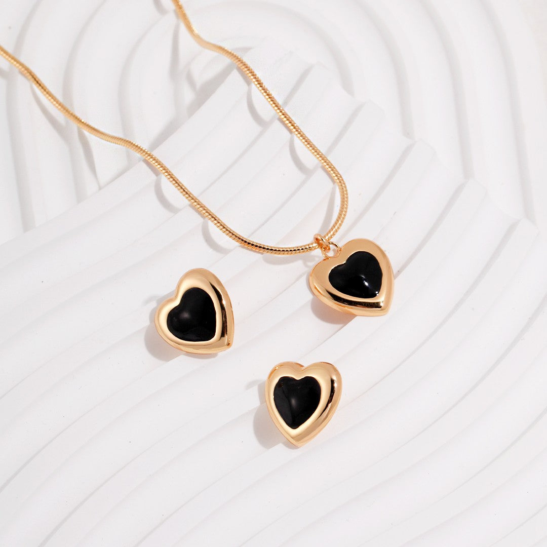 Black Onyx Heart Earrings | S925 Sterling Silver, Vintage Gold / White Gold
