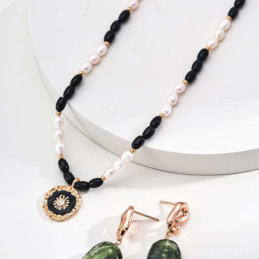 Pearl & Onyx Enamel Pendant Necklace | S925 Sterling Silver, Vintage Gold