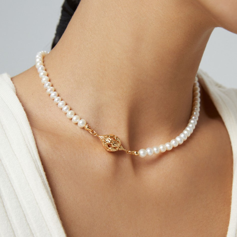 Floral Cluster Pearl Necklace | S925 Sterling Silver, Vintage Gold / White Gold